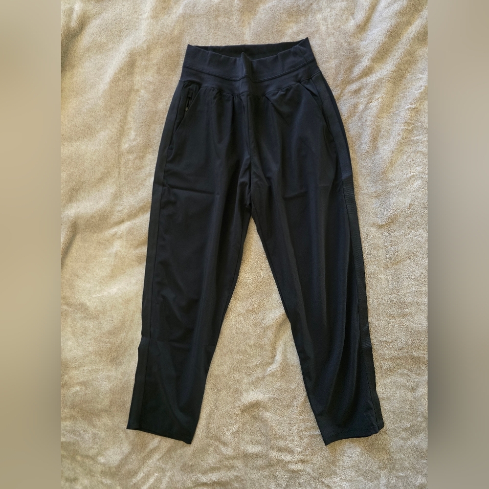 Athleta Black Very Light Fabric Pants